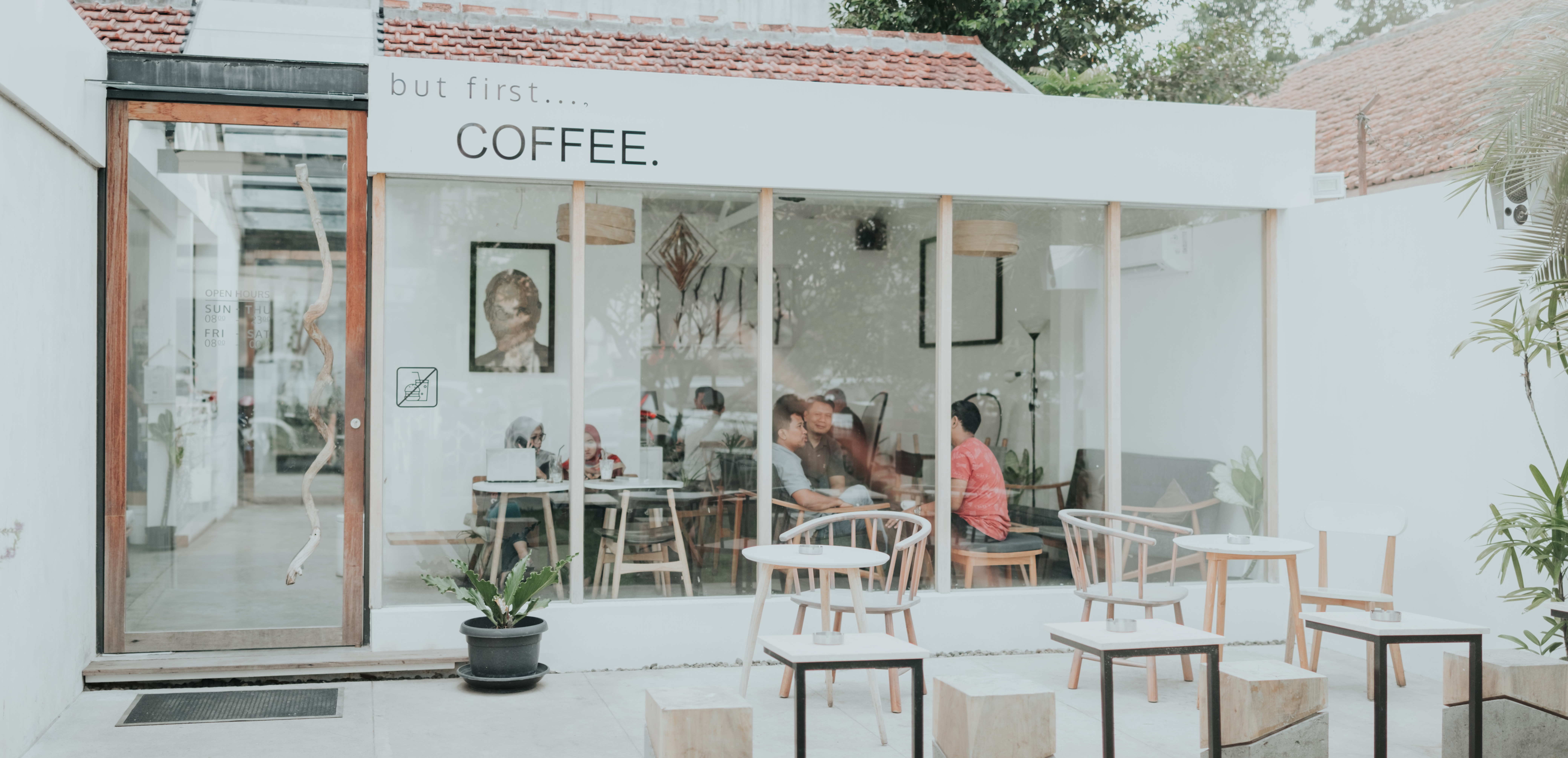 Catch a Glimpse of the 5 Best Cafés in Bangkok
