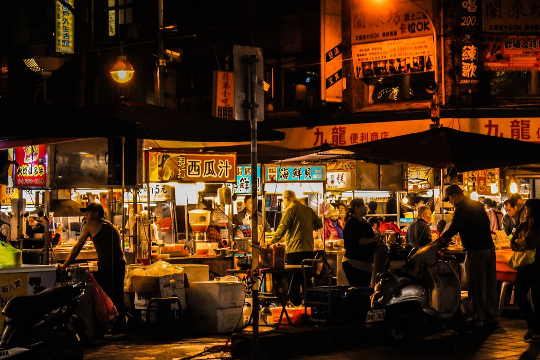 台湾・台北の 夜市 どこがおすすめ？屋台．B級グルメ天国！