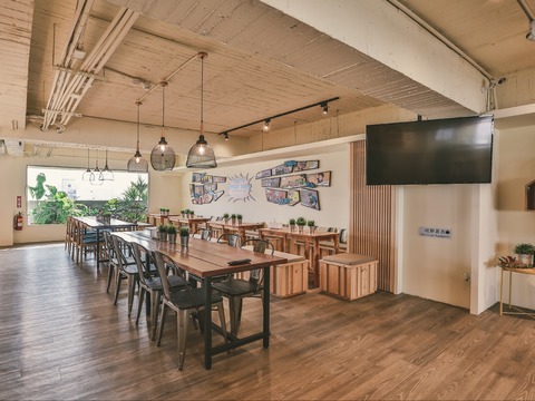 台中 草悟道廣場から徒歩3 分 荷物預かり