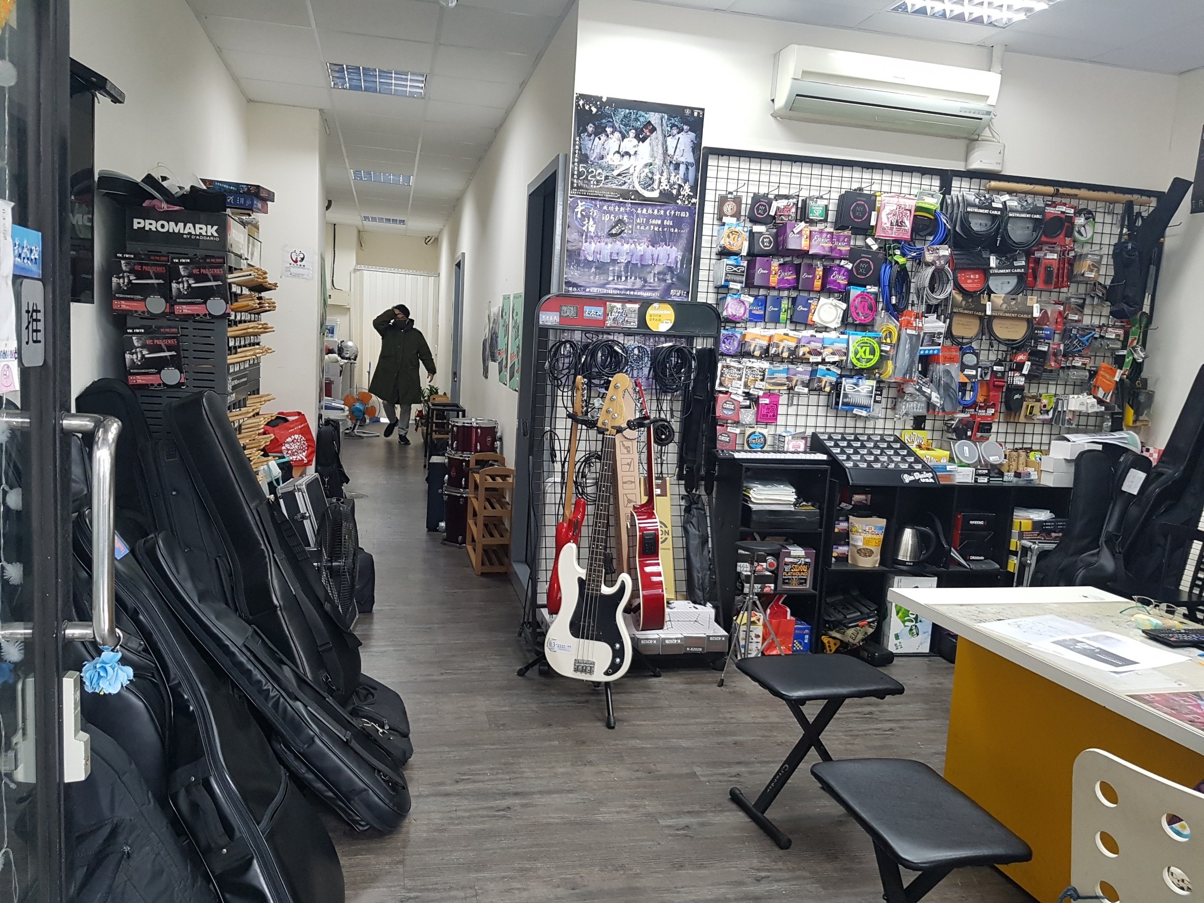 MRT Taipei Main Station Exit M7