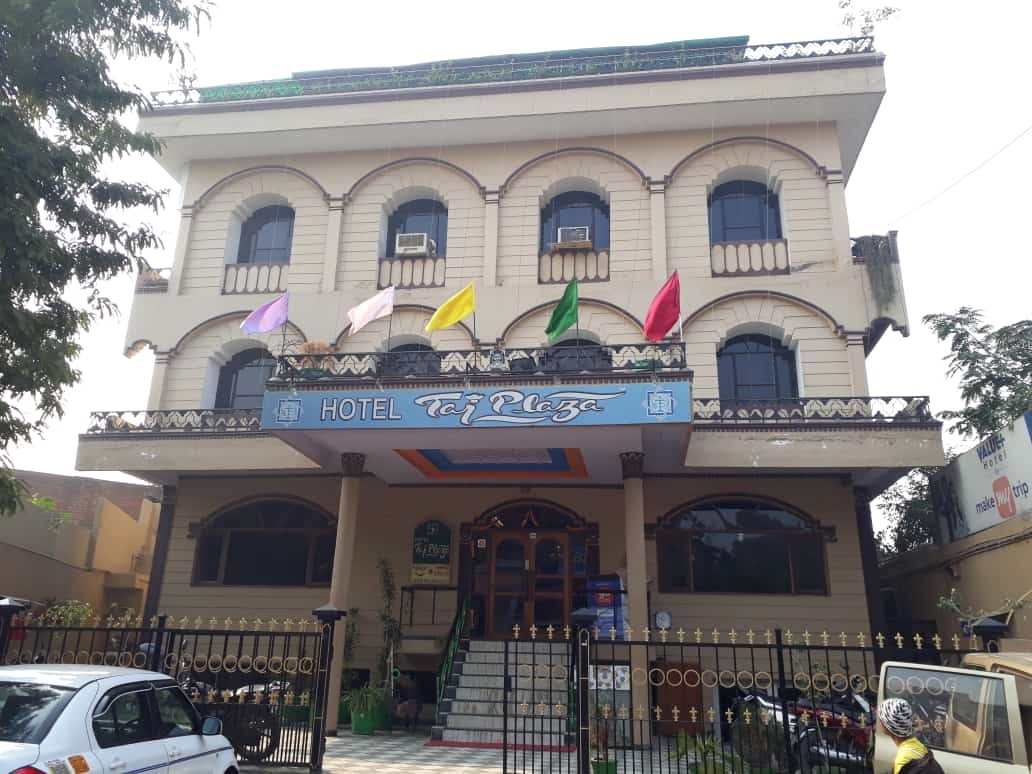 Agra Cantt. Railway Station: 8