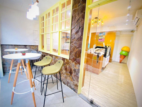 เดิน 1 นาที จาก T.S. Mall ฝากกระเป๋า