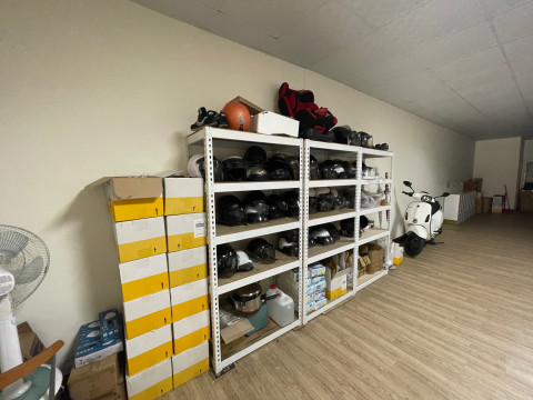 เดิน 5 นาที จาก Kaohsiung MRT Station ฝากกระเป๋า