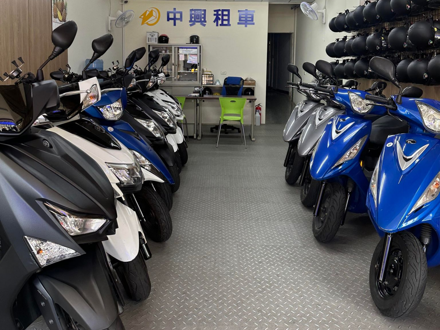 台中火車站(復興路2號出口)